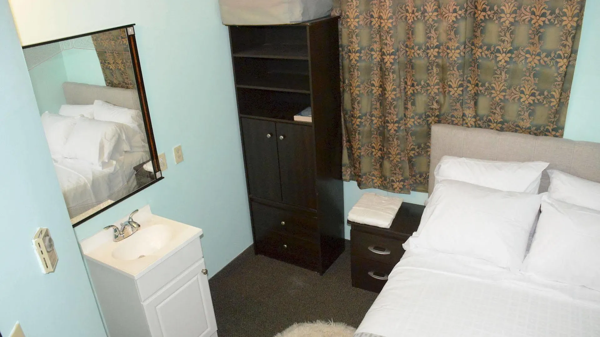 ** Bed & Breakfast Smile Back B&B Canada