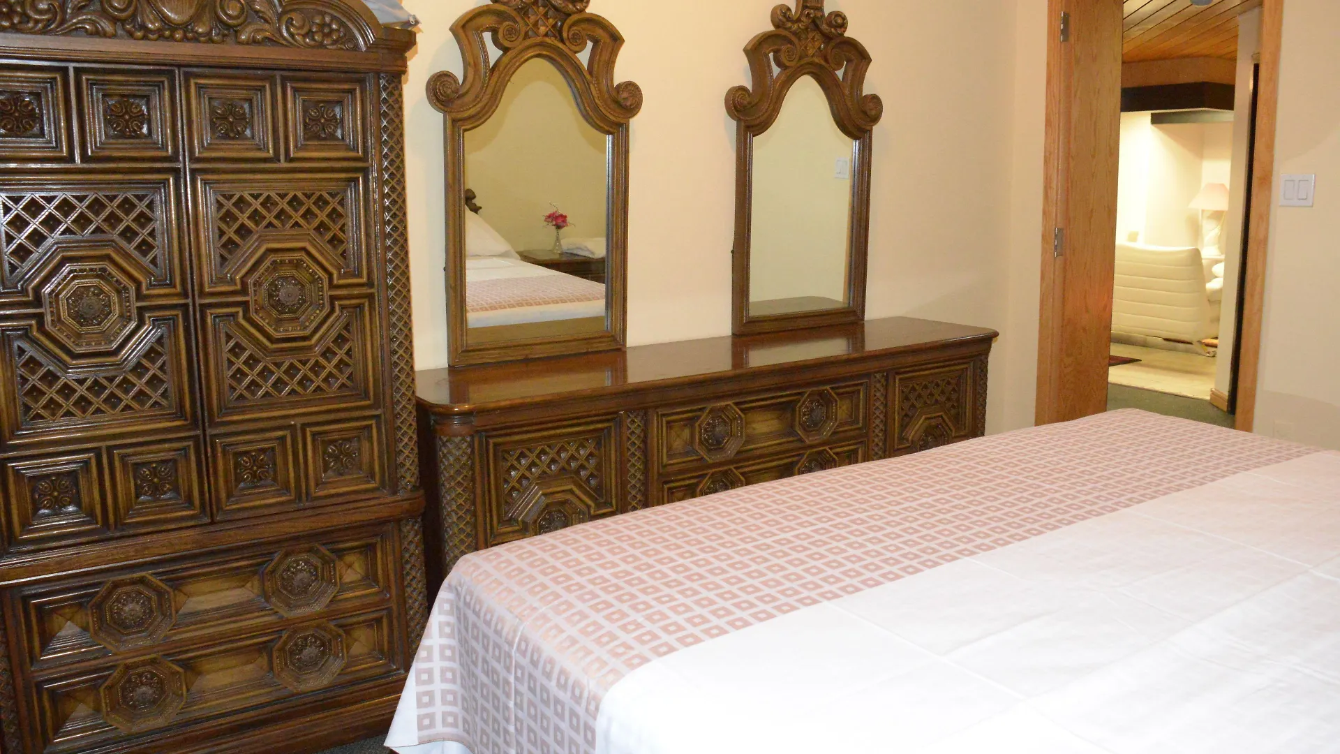 تورونتو Smile Back B&B