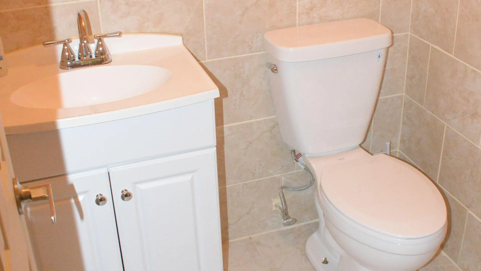 تورونتو Smile Back B&B فندق مبيت وإفطار