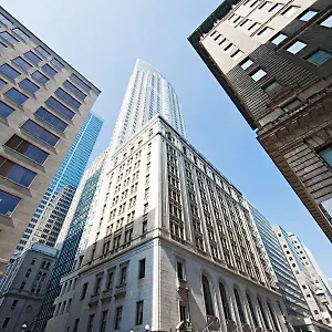 Hotell One King West And