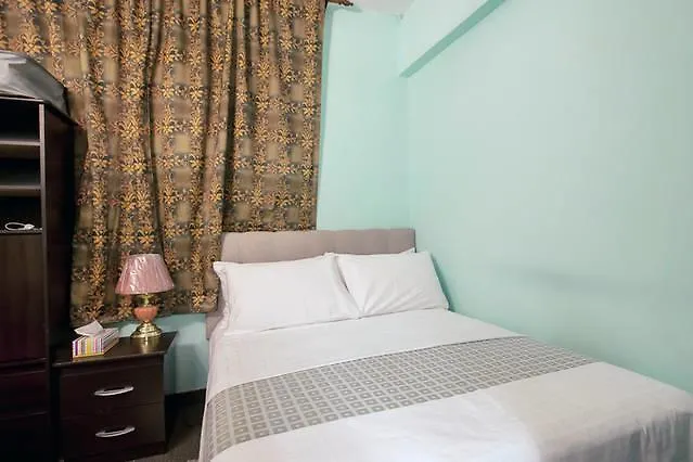 Bed & Breakfast Smile Back B&B Toronto