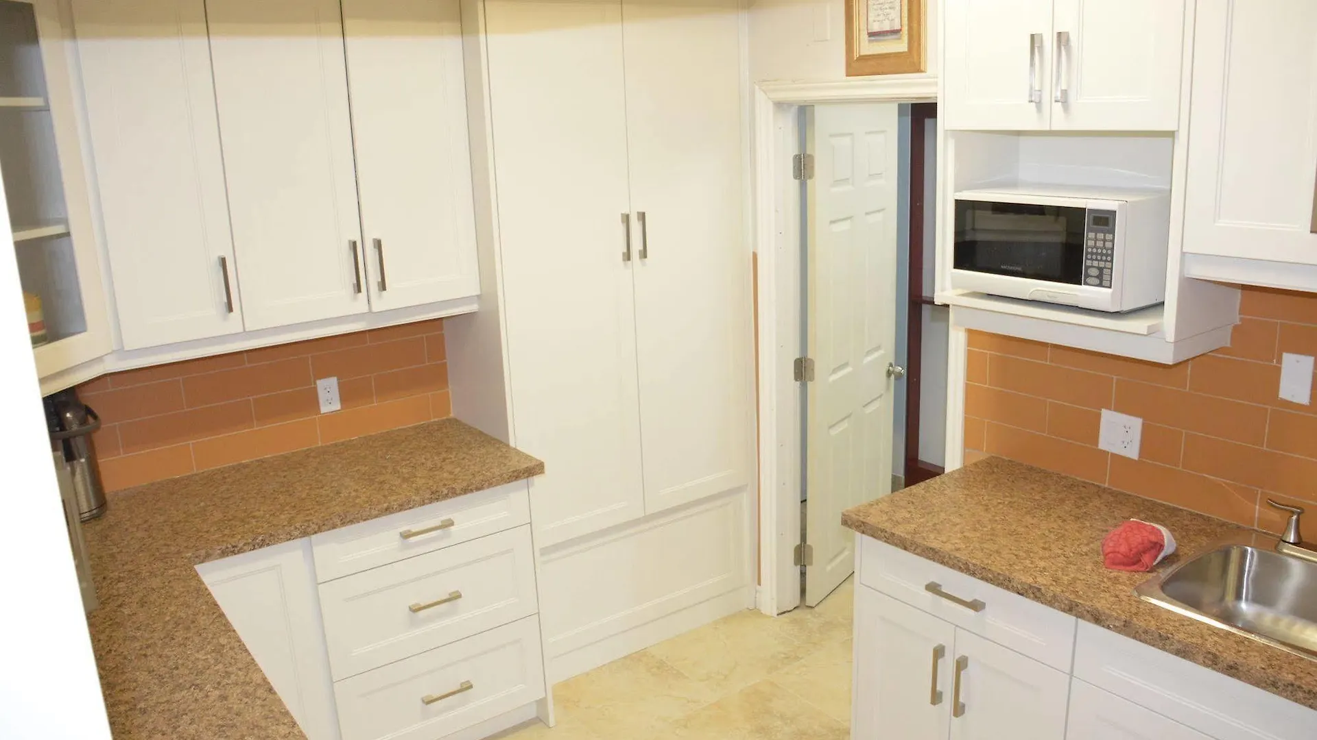 ** Bed & Breakfast Smile Back B&B Toronto Kanada